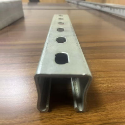 Resistencia a la corrosión del canal de acero galvanizado unistrut ajustable para el soporte sísmico de tubería