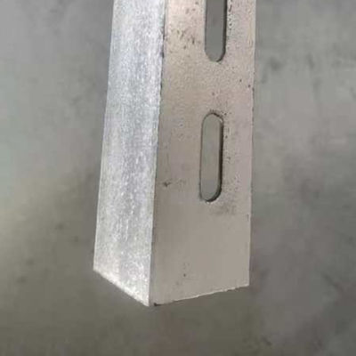 Válvula de soporte de ángulo con ranuras galvanizadas personalizadas de 100 mm para el marco industrial