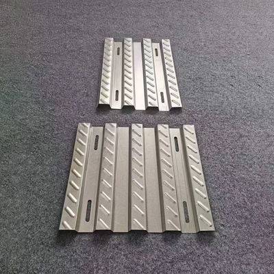 Seguridad comercial Pasarela solar en el techo de 13 mm Rejilla para techo plano