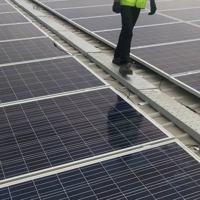 ODM Acceso al techo solar de aluminio sostenible
